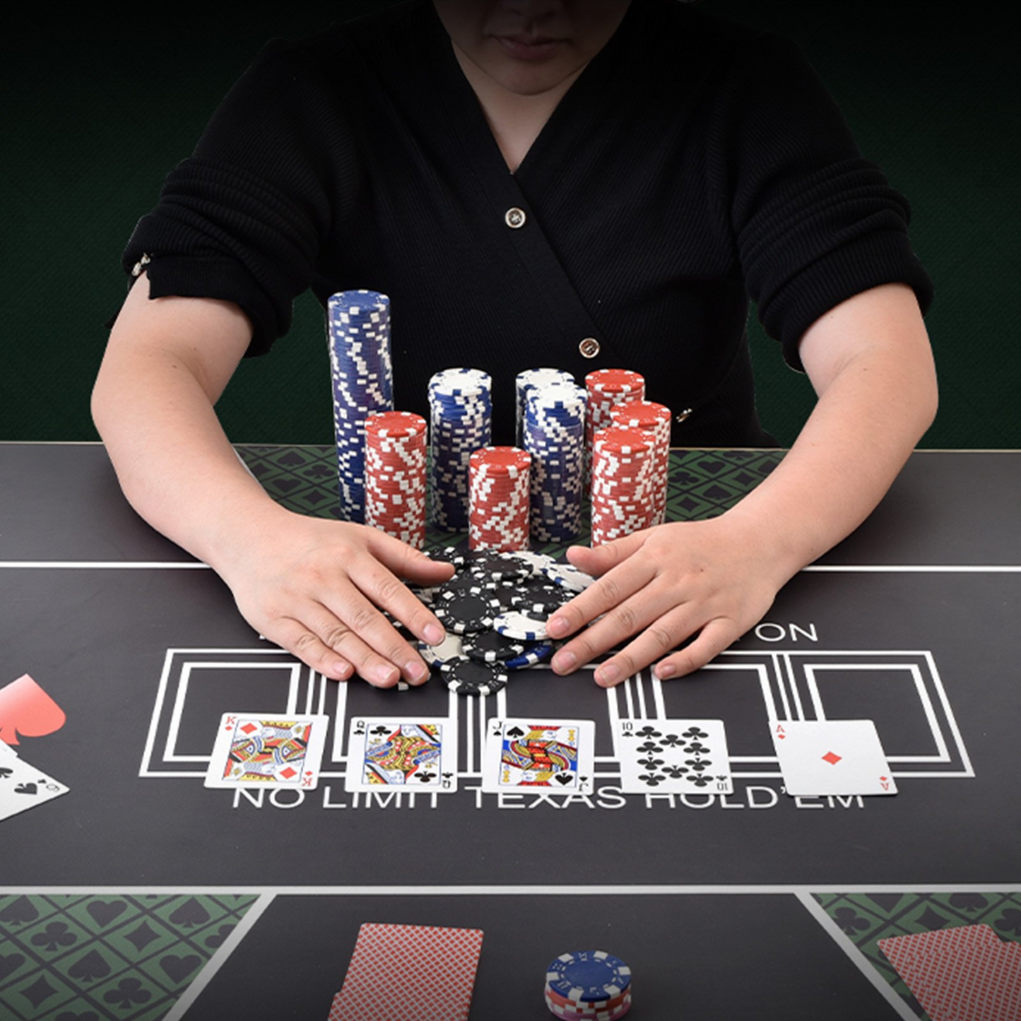 VEVOR Poker Chip Set, 300-Piece Poker Set, Complete Poker Playing Game Set with Aluminum Carrying Case, 11.5 Gram Casino Chips, Cards, Buttons and Dices, for Texas Hold'em, Blackjack, Gambling