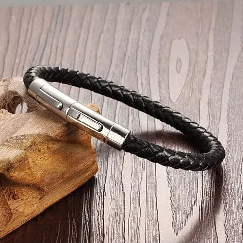 VERGO Versatile Genuine Leather Bracelet With Magnetic Closure For Men And Women